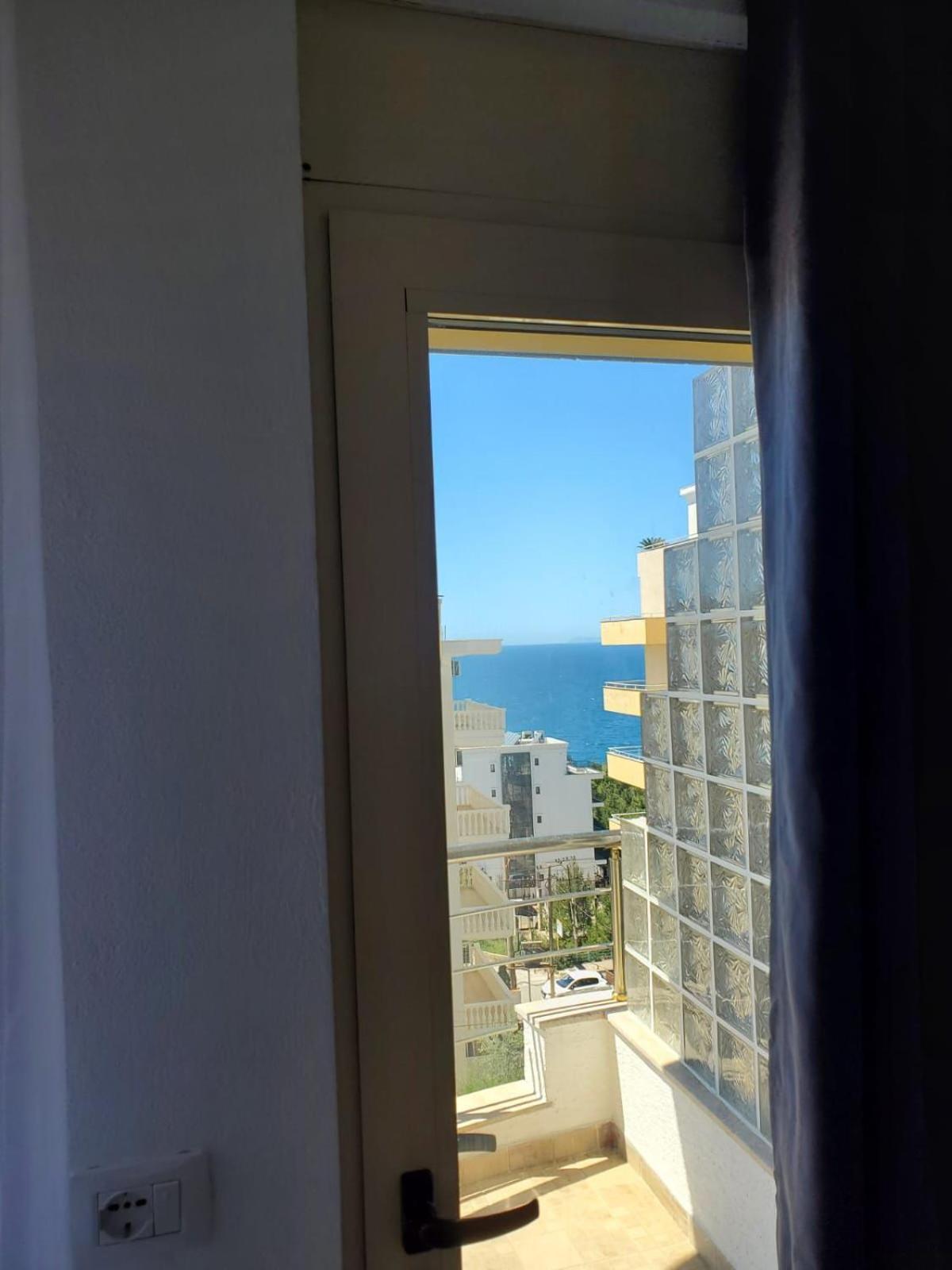 Summer Gate Apartment Sarandë 外观 照片