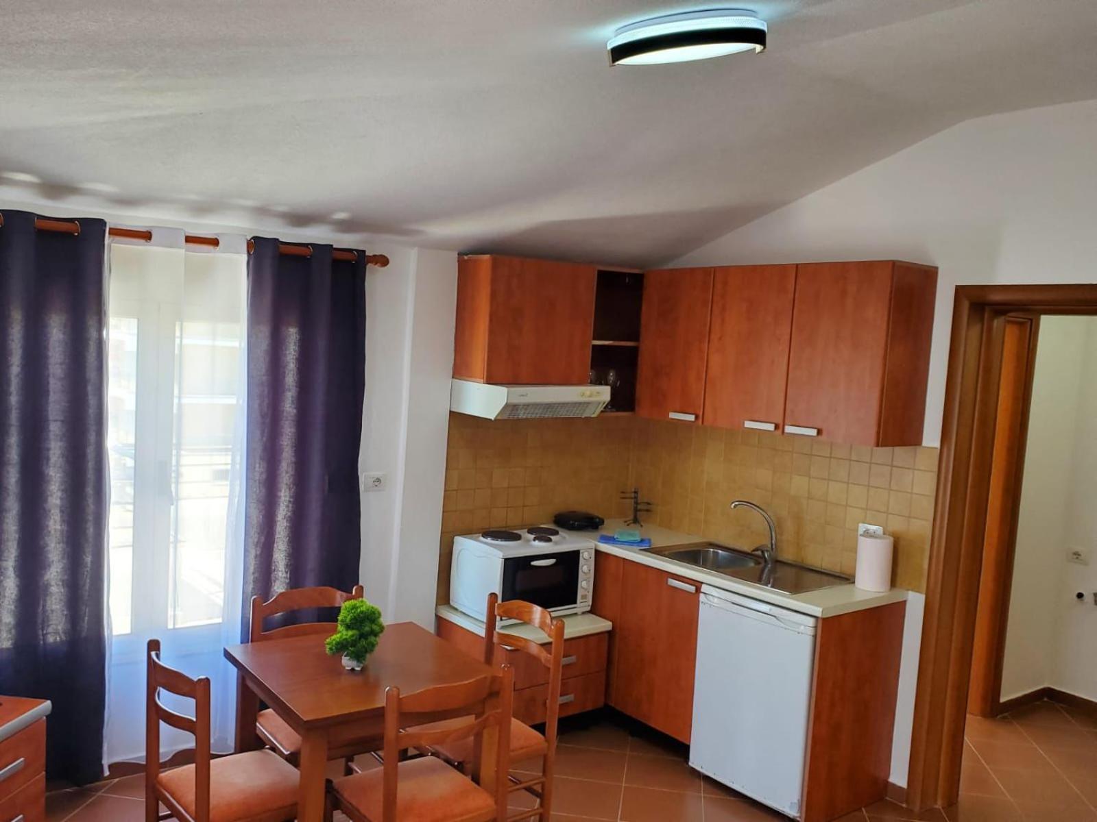 Summer Gate Apartment Sarandë 外观 照片