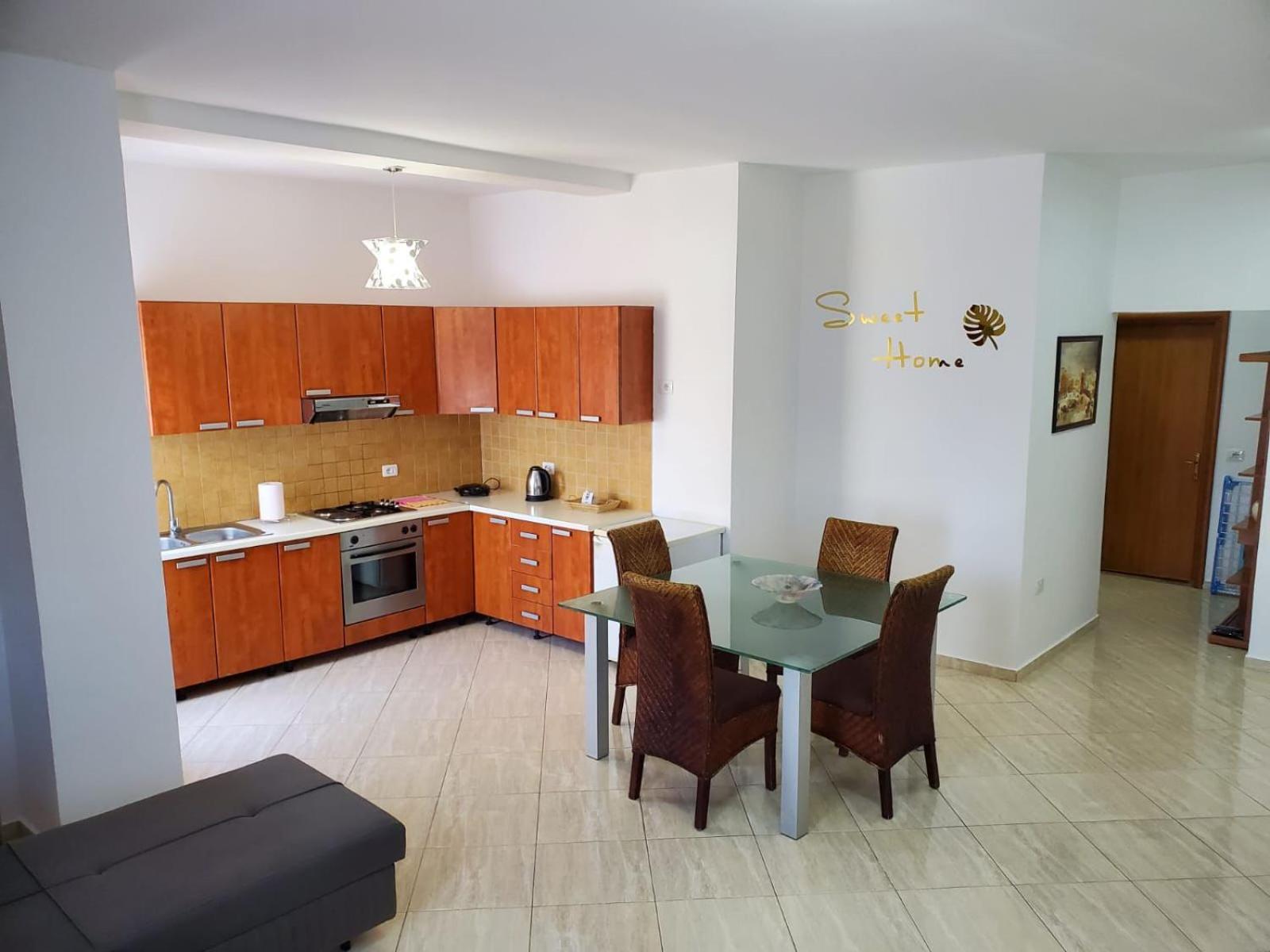 Summer Gate Apartment Sarandë 外观 照片