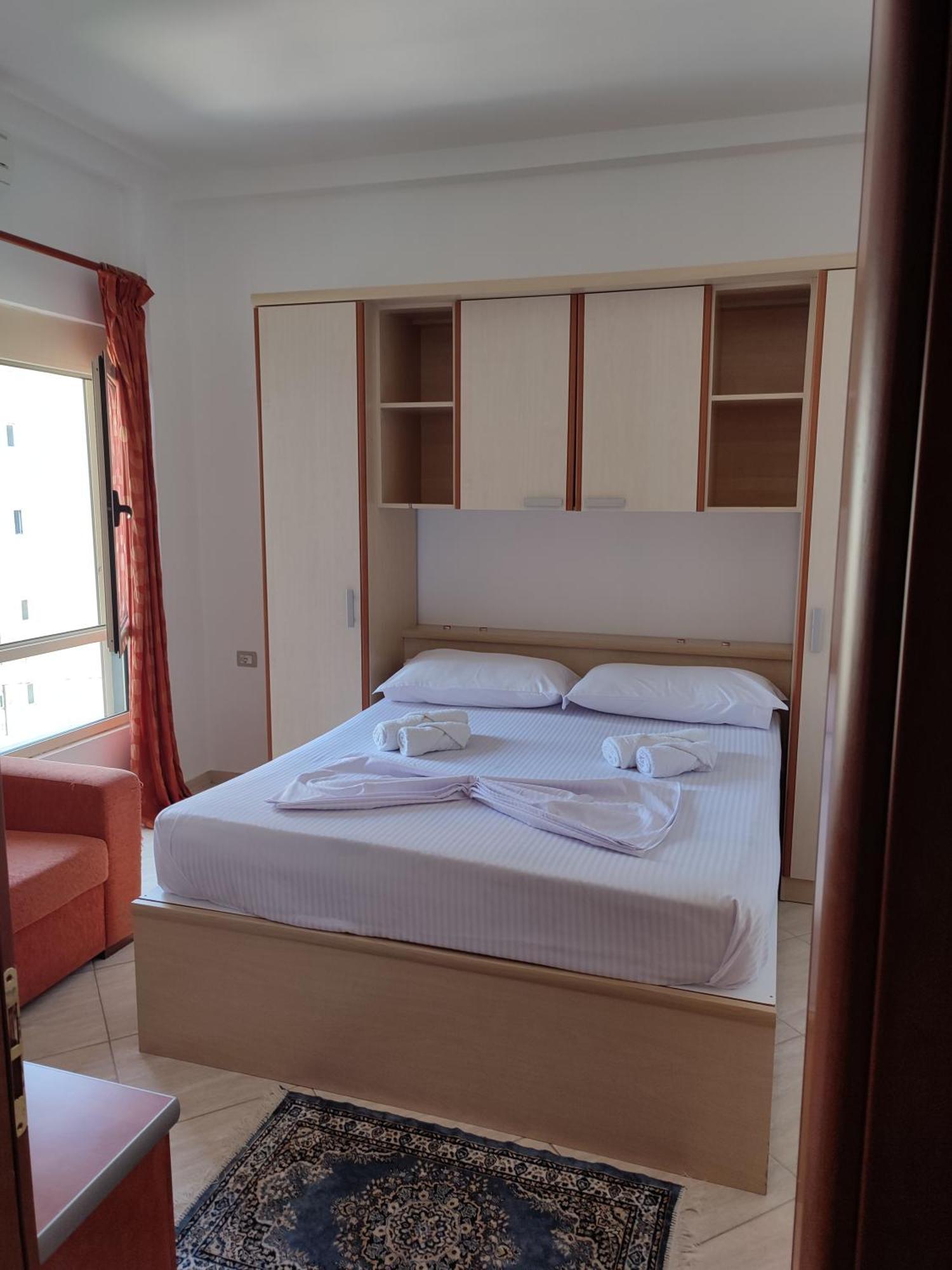 Summer Gate Apartment Sarandë 外观 照片